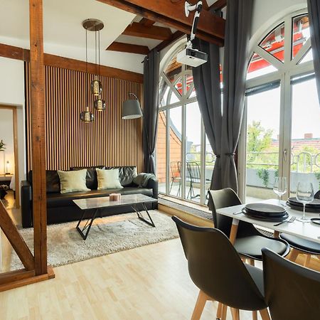 Staywell - Lichtdurchflutetes Apartment Mit Terasse Берлін Екстер'єр фото