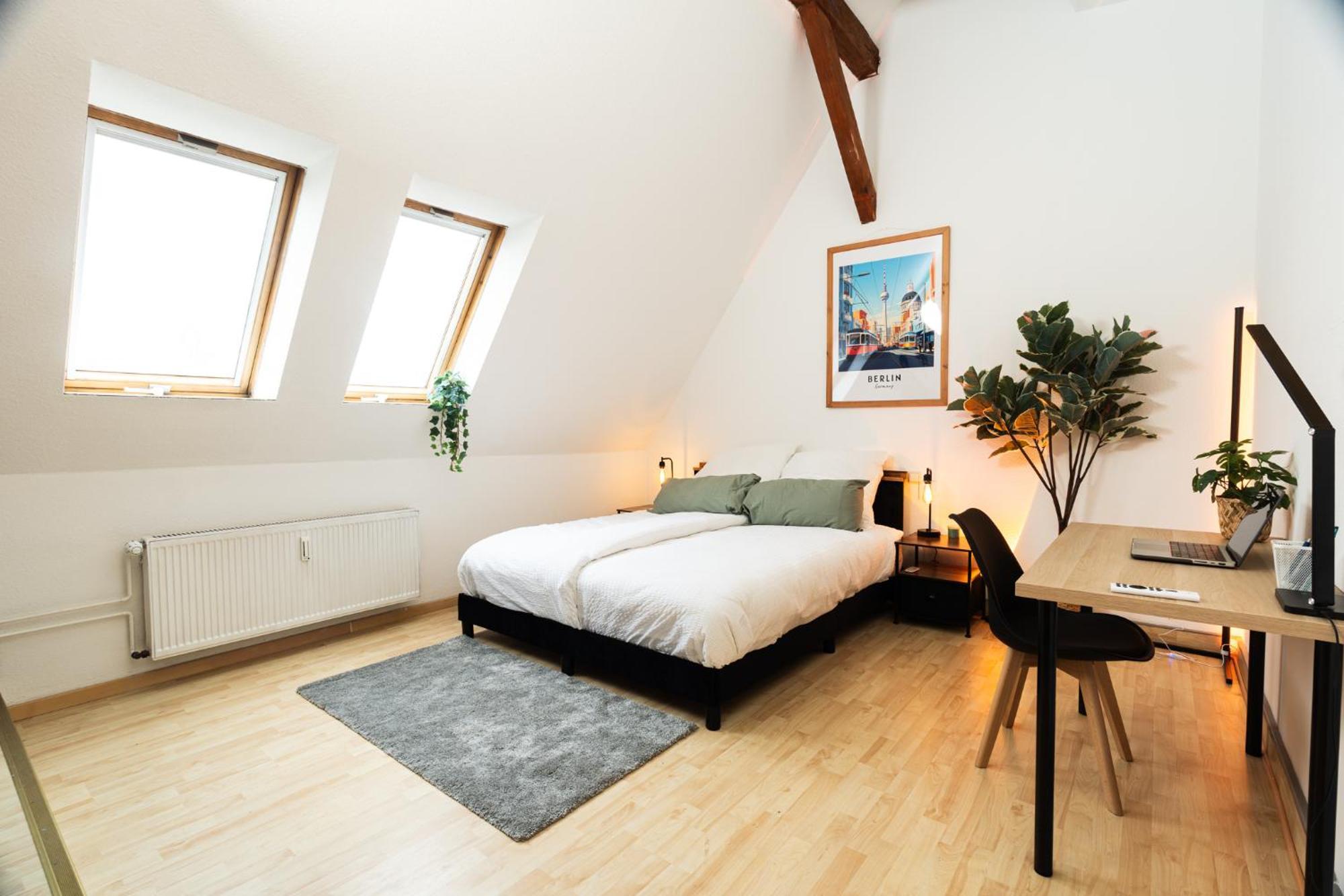 Staywell - Lichtdurchflutetes Apartment Mit Terasse Берлін Екстер'єр фото