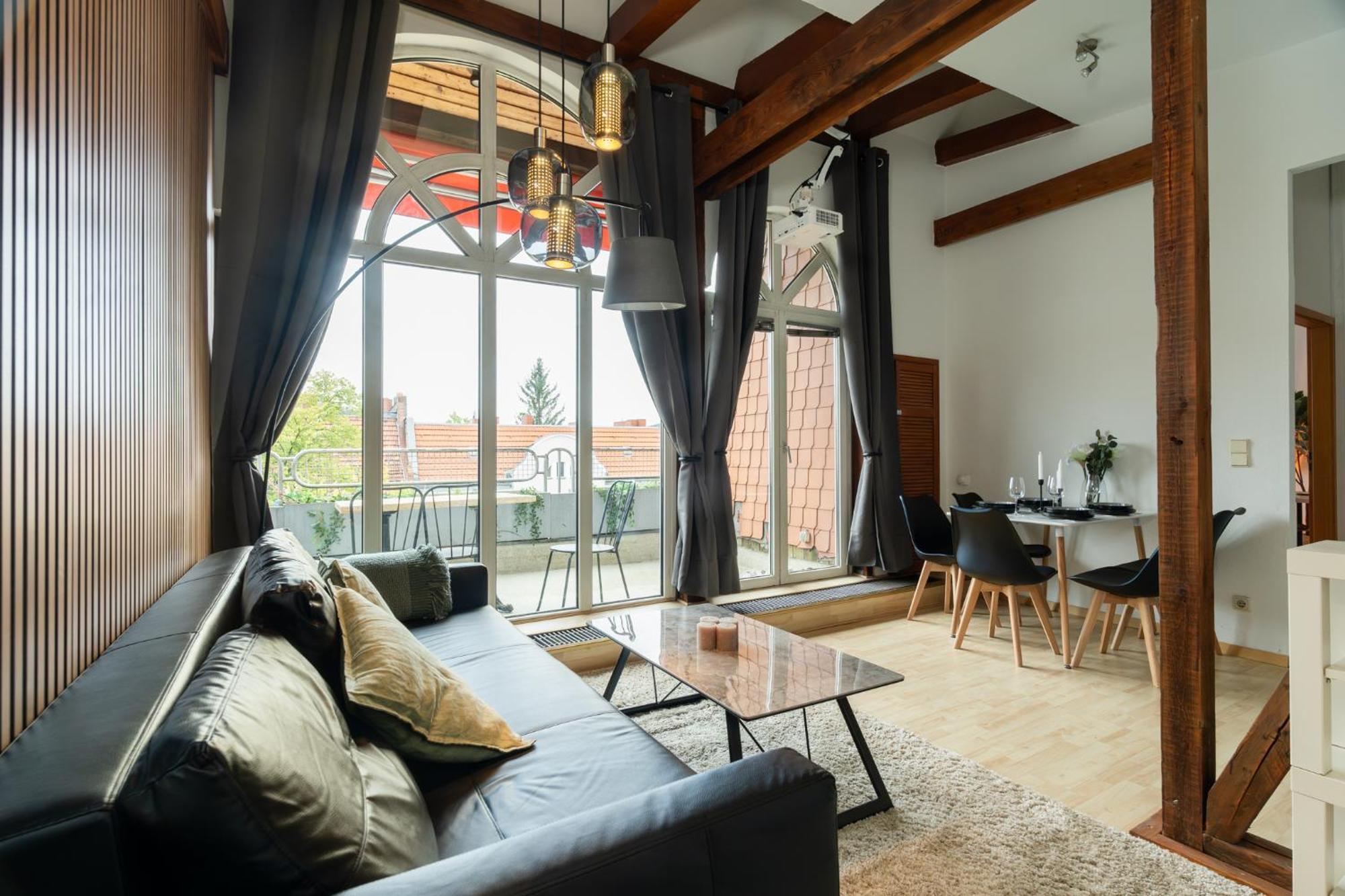 Staywell - Lichtdurchflutetes Apartment Mit Terasse Берлін Екстер'єр фото